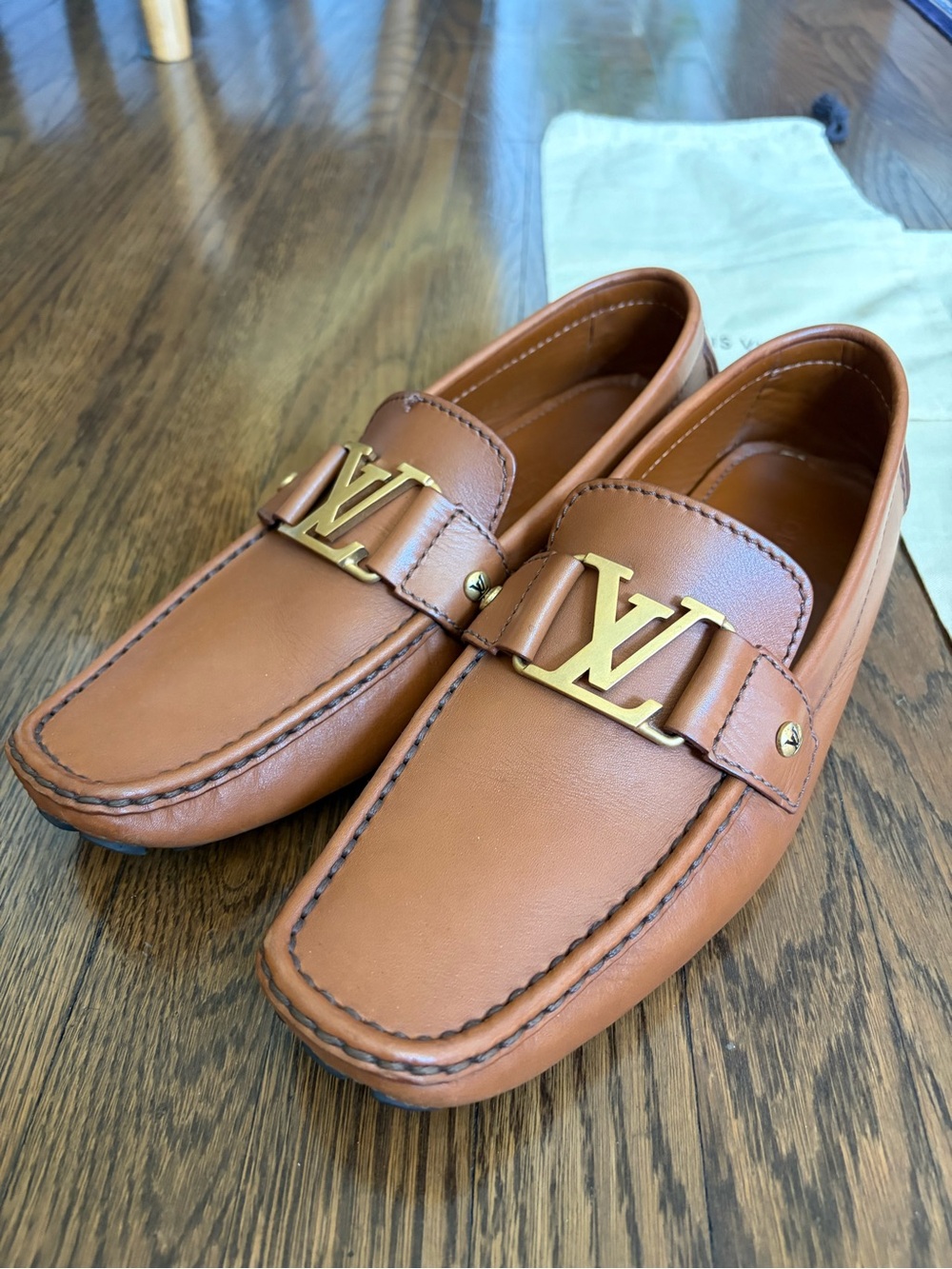 Authentic Louis Vuitton Men’s Tan Leather Loafers Gold LV Hardware size US 9 men